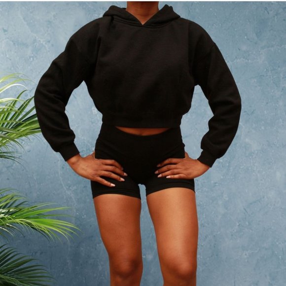 SWS/Active Women's Black Hooded Cropped Sweatshirt - SP - Picture 3 of 3